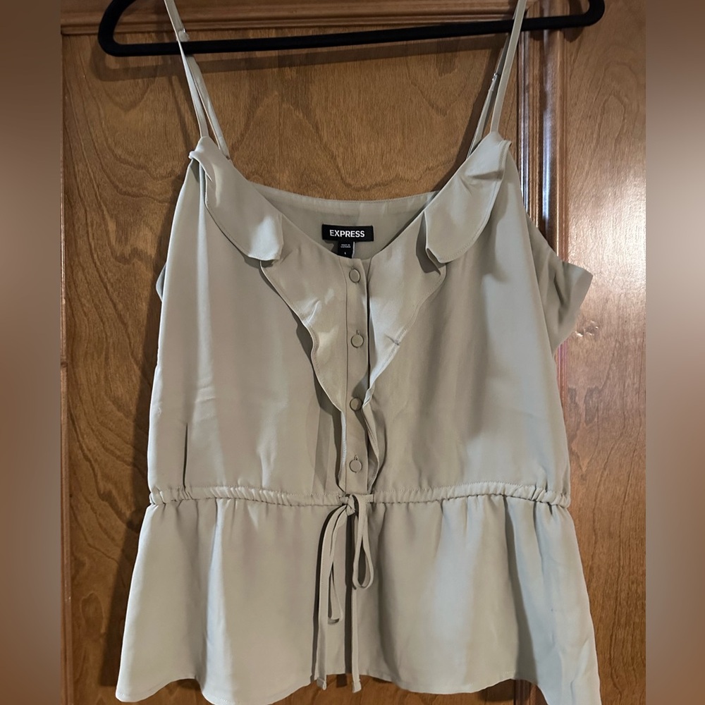 Women’s Ruffle Tank